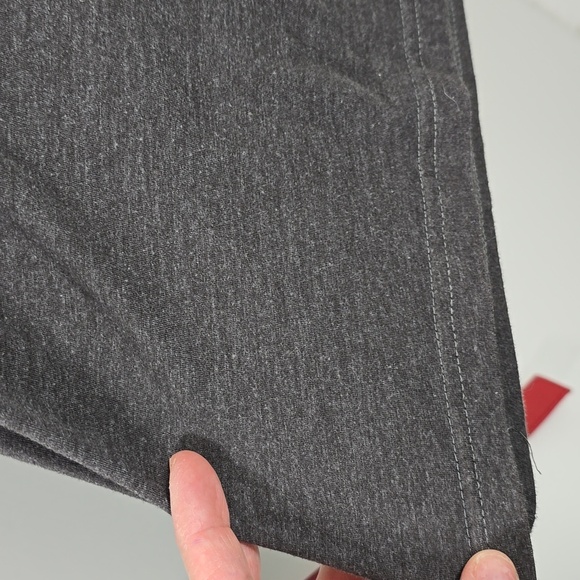 {Universal Studios} Men's Vintage Jurassic Park Print Grey Tshirt - Picture 8 of 9